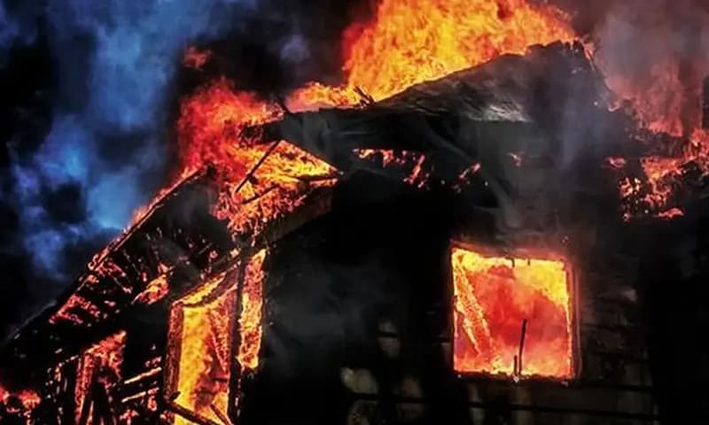 Ilustrasi rumah terbakar