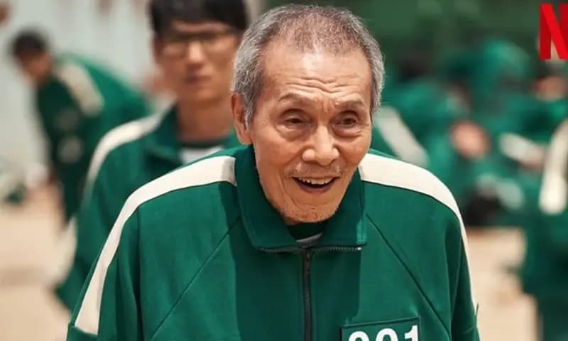 Aktor Oh Young-soo saat berperan di film Squid Game (Foto: Netflix)