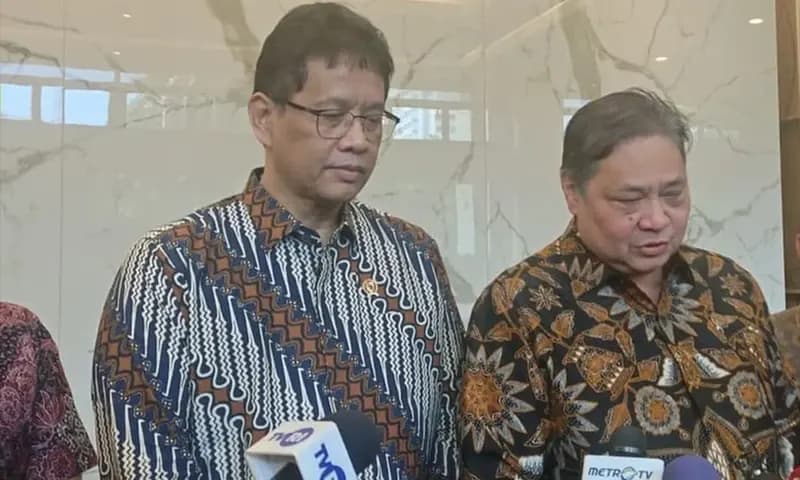 Airlangga Hartarto didampingi Purbaya Yudhi Sadewa Saat Konftransi Pers, (Foto: Dok. Antara)