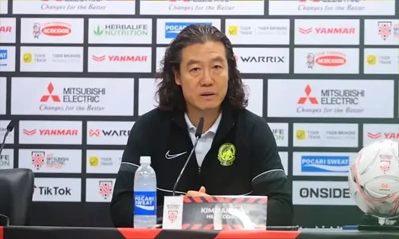 Pelatih tim nasional Malaysia, Kim Pan Gon yang mengundurkan diri sejak 16 Jul 2024. (Foto: AFF)