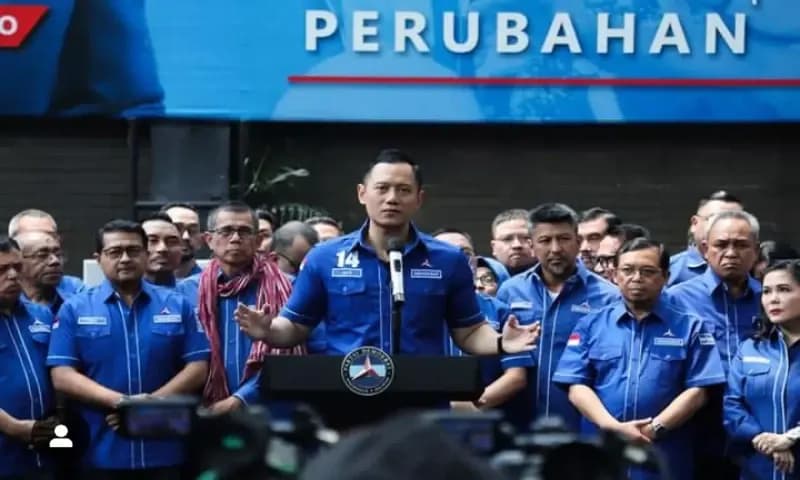 Partai Demokrat mulai memuji capres Ganjar Pranowo dan Prabowo Subianto. (Instagram/@agusyudhoyono)