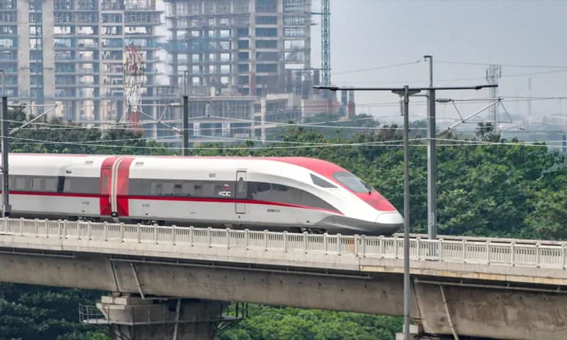 Proyek kereta cepat woosh tengah mendapat sorotan tajam karena menyisihkan hutang yang besar (Foto: dok. Wisata Sekolah)