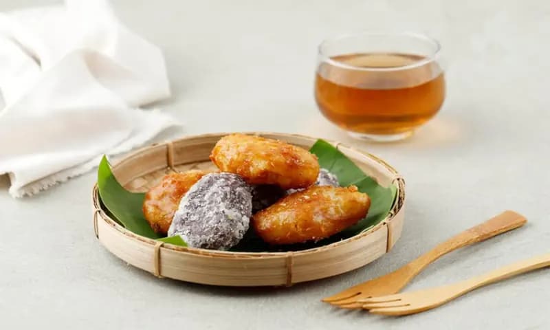 Kue gemblong (Foto: Freepik/@ikarahma)