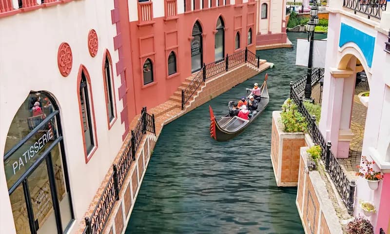 Little Venice Kota Bunga, Cianjur, Jawa Barat, foto: Tiket.com