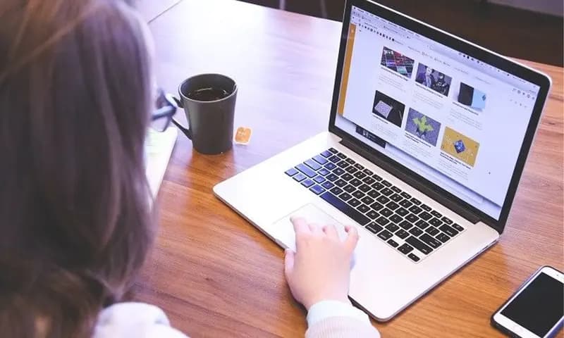 Ilustrasi cara mempercepat kinerja laptop windows 10