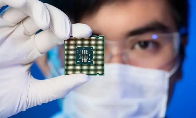 Mengenal Fungsi Komponen Microchip Pada Mobil