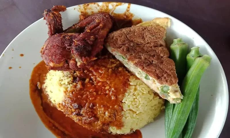 Nasi kandar (Foto: Insragram/@nini.nema)