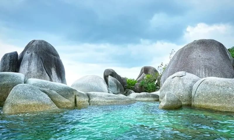 Wisata bangka belitung, foto: TRIVINDO