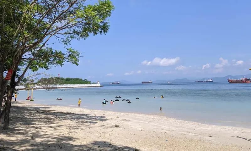 Ilustrasi Pantai Tiska Bandar Lampung (Foto: pantaipedia.com)