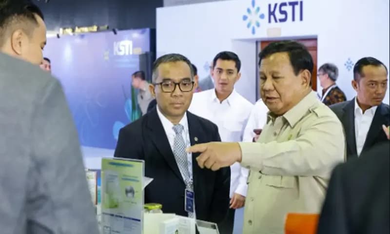 Presiden Prabowo Tinjau Pameran Sains dan Teknologi di KSTI 2025. (Foto: Dok. Kemdiktisaintek).