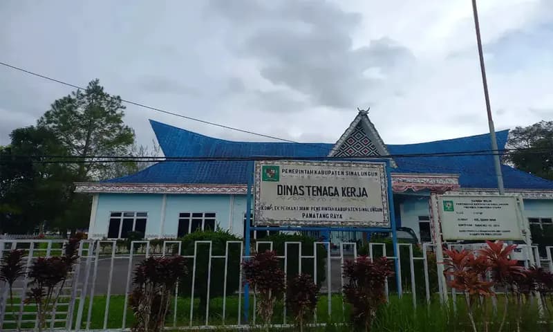 Dinas Tenaga Kerja (Disnaker) Kabupaten Simalungun, Sumatra Utara menargetkan peningkatan kompetensi terhadap 400 pencari kerja (pencaker) tahun ini. (Foto: Parboaboa/Patrick)
