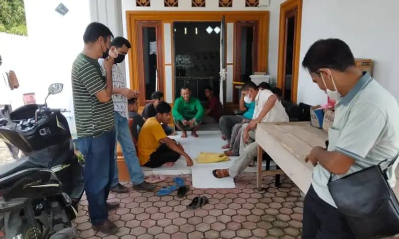 Sejumlah calon PMI Ilegal (Foto: Dok/Gani)