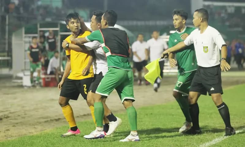 PSMS ajukan surat peninjauan ke PT Liga Indonesia Baru (LIB) imbas pertandingan tanpa suporter. (Foto: PARBOABOA/Ilham Pradilla)