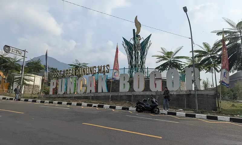 Kawasan Puncak Bogor yang sering dijadikan tempat praktik kawin kontrak turis turis dari Timur Tengah. (Foto: PARBOABOA/Calvin Siboro)