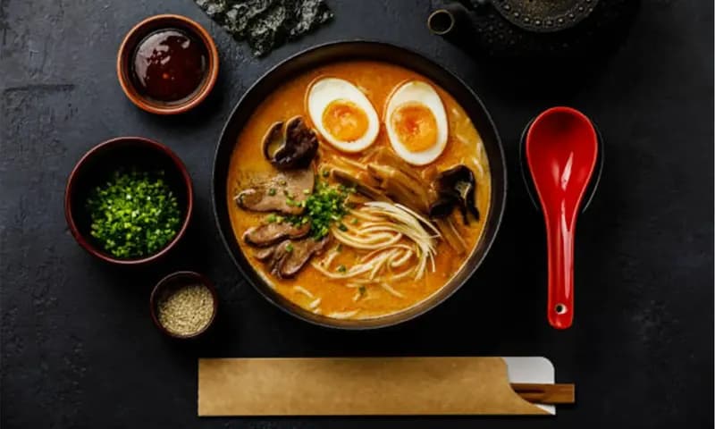 Ramyeon Korea (Foto: Istock/@lisovkaya)
