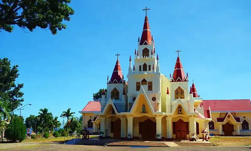 Tempat wisata religi di Larantuka (Foto: Pinterest/Go Travela Indonesia)