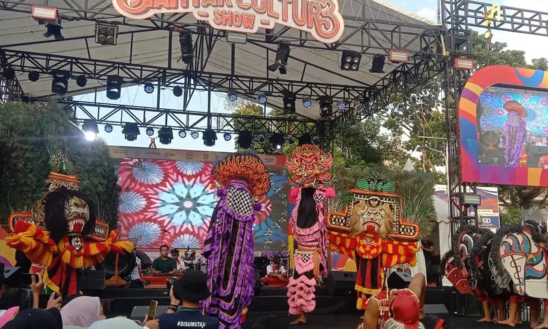 Pertunjukan tarian Reog Ponorogo di event Siantar Culture Show. (Foto: PARBOABOA/Fajar)