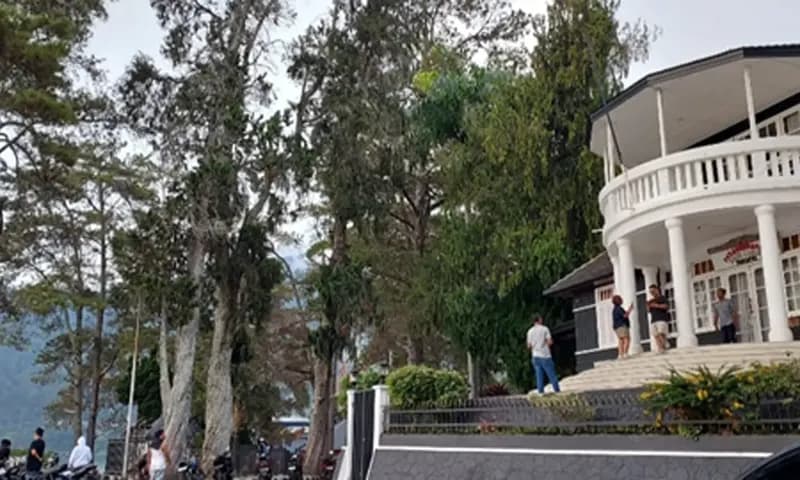 Passanggrahan Bung Karno, Parapat. (Foto: PARBOABOA/P. Hasudungan Sirait)