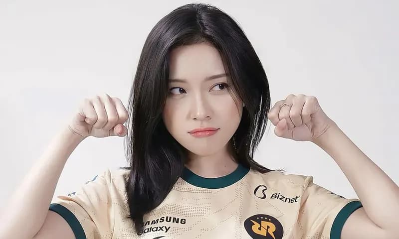 Profil dan biodata RRQ Snow (Foto: Instagram/@cindythiaap)