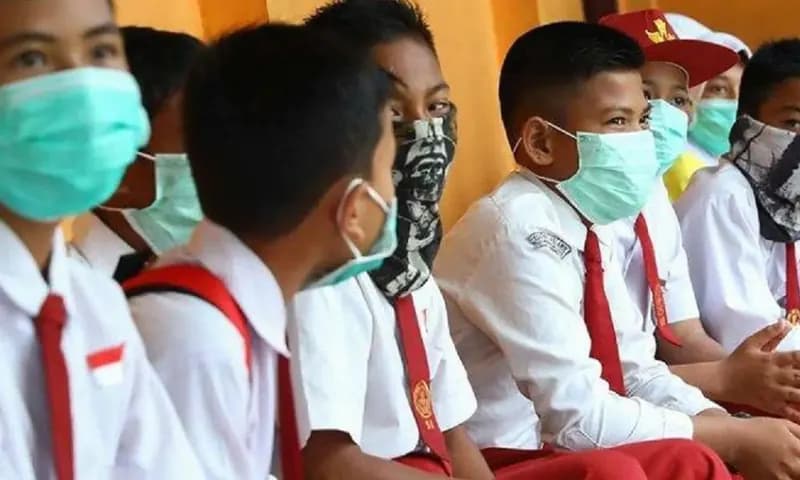 Kegiatan sekolah tidak libur saat menjelang Natal dan tahun baru (Nataru) 2022.