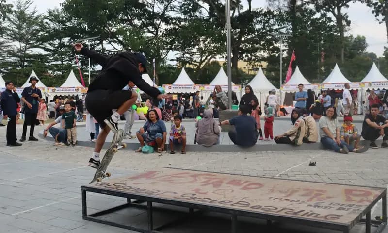 Komunitas Skateboard Pematangsiantar di acara Siantar Culture Show. (Foto: PARBOABOA/Fajar)