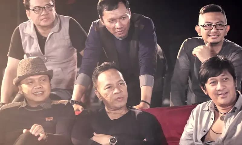 Grup Band Stinky (Foto: YouTube/Kakatua)