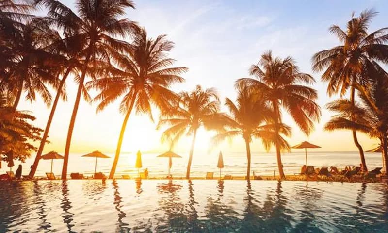 Spot senja terindah (sumber: istockphoto)