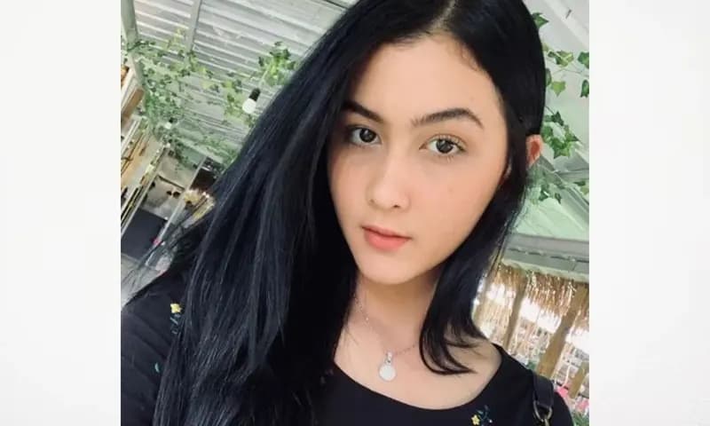 Talitha Curtis, artis Indonesia yang berubah drastis (Foto: Pinterest)