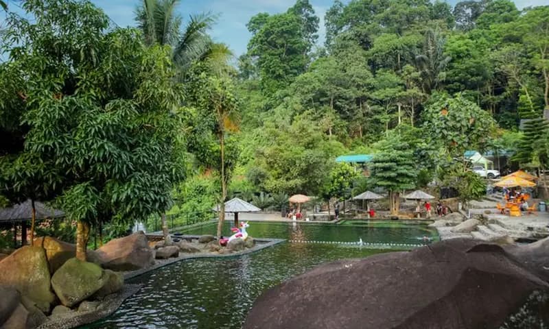 Taman Batu Purwakarta, Jawa Barat (Foto: Shutterstock/Akhmad Dody Firmansyah)