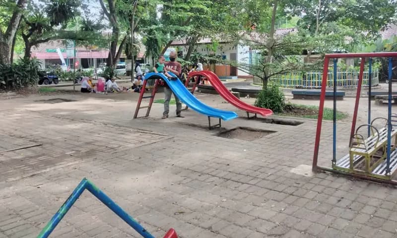 Area bermain anak di Taman Bunga Pematangsiantar (dok Parboaboa)