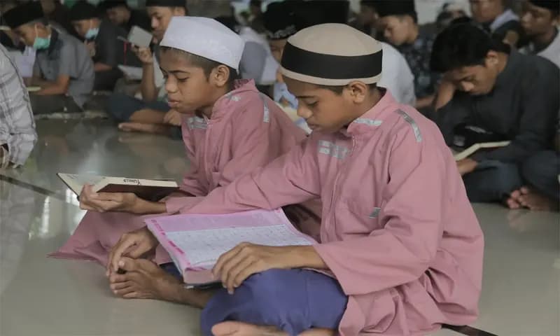 Belajar Metode Mengaji Tilawati (Foto: Unplash/Samsul)