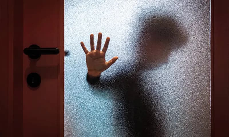 Ilustari WNI yang jadi korban TPPO di Kamboja (Foto: Unsplash)