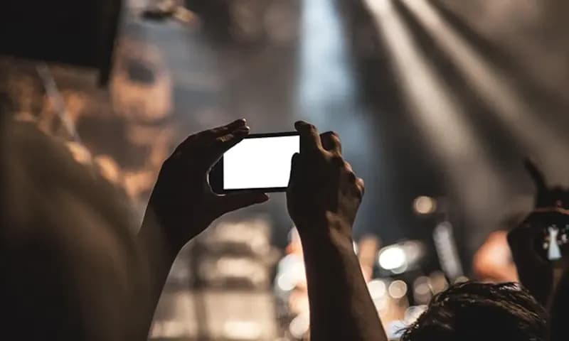 Ilustrasi Pelecehan Seksual Menggunakan Artificial Intelligence (AI) oleh Mahasiswa Unud. (Foto: pixabay)