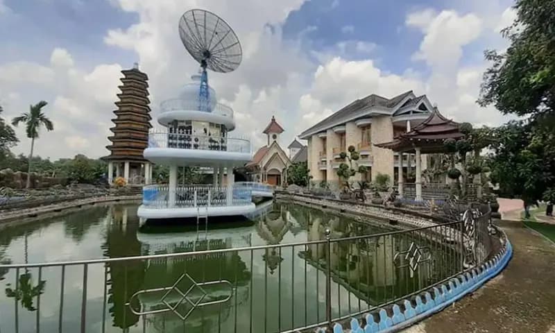 Tempat wisata religi di Madiun, Jawa Timur, foto: BritaBrita.com