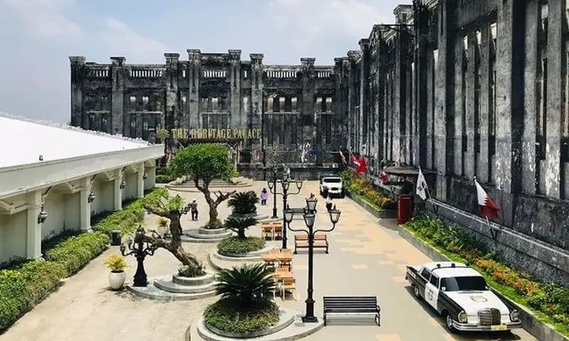 Tempat wisata di Solo yang instagramable: The Heritage Palace Solo
