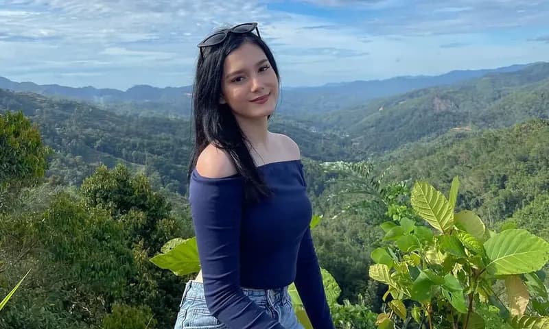 Profil dan biodata Yasmine Ow (Foto: Instagram/@yxsmine.ow)