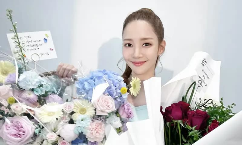 Profil dan Biodata Park Min Young (Foto: @rachel_mypark)