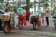 Menyusuri Jalan Hidup Pedagang Kopi Starling di Gading Serpong