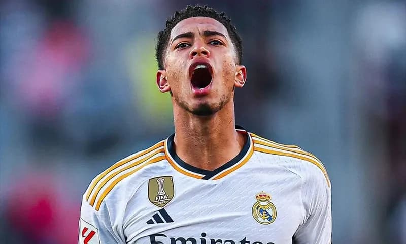 Pelatih Real Madrid, Carlo Ancelotti, tampaknya memiliki keyakinan yang sangat besar terhadap potensi Jude Bellingham sebagai mesin gol untuk timnya pada musim ini. Ancelotti bahkan menyatakan keyakinannya bahwa Bellingham mampu mencetak antara 20 hingga
