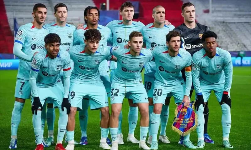 Klub raksasa Spanyol, Barcelona, sedang aktif mengamati peluang untuk memperkuat lini serang mereka dengan mendatangkan pemain baru di posisi sayap pada jendela transfer musim depan. (Foto: Instagram/@fcbarcelona)