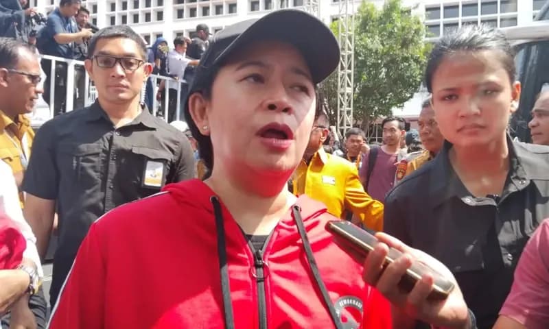 Ketua DPP PDI Perjuangan, Puan Maharani saat menjawab pertanyaan awak media di Gedung KPU RI, Jalan Imam Bonjol, Jakarta Pusat, beberapa waktu lalu. (Foto: PARBOABOA/Hari Setiawan)