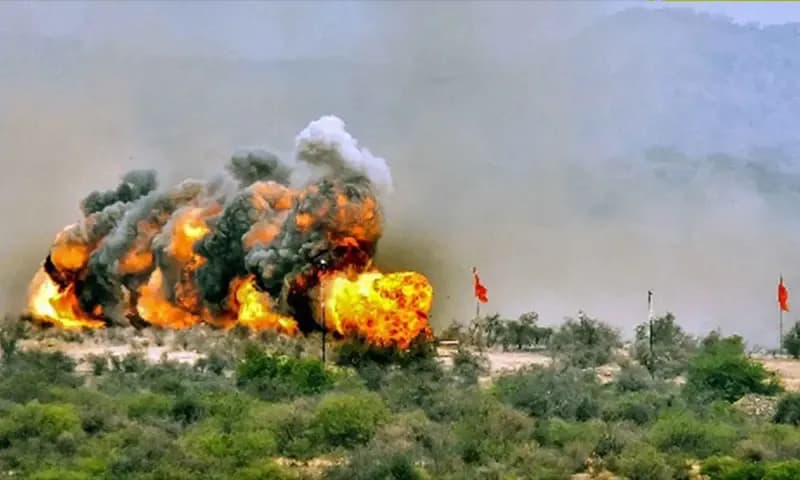 Situasi India-Pakistan terus memanas, berdampak pada aktivitas ekonomi global termasuk Indonesia. (Foto: Dok. AFP)