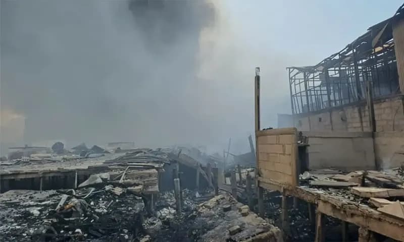Terjadi kebakaran di Kapuk Muara, Penjaringan, Jakarta Utara pada Minggu, 30 Juli 2023 sekitar pukul 09.22 WIB. (Foto: Polri)