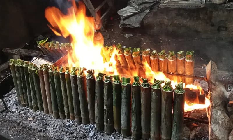 Lemang Batok khas Kota Tebing Tinggi yang telah diproduksi selama bertahun-tahun menggunakan resep yang diturunkan dari generasi ke generasi. (Foto: Parboaboa/Ansori)