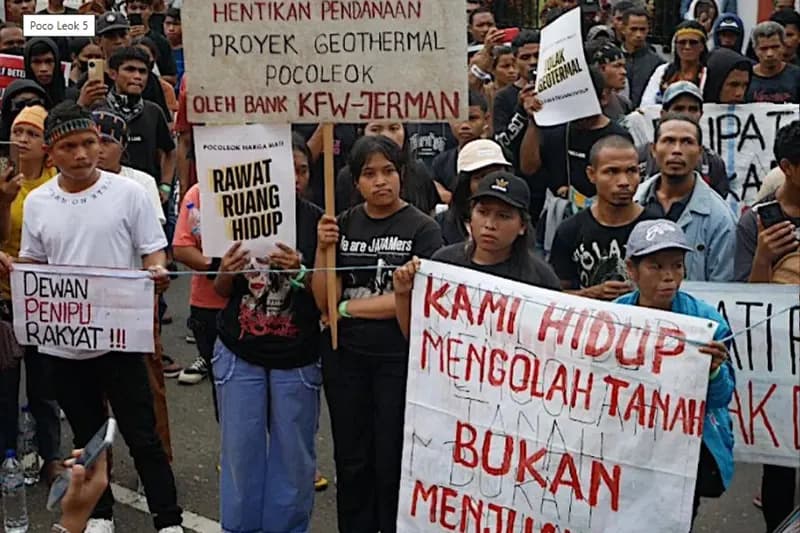 Warga Poco Leok Dari Berbagai Latar Belakang Ikut Dalam Aksi Unjuk Rasa Pada 3 Maret 2025. (Foto: Dok.Floresa)