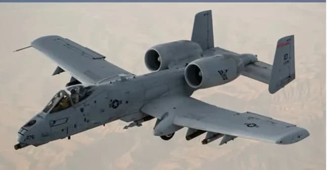 Pesawat tempur Amerika jenis A-10 Warthog ditembak jatuh (Foto: Instagram)
