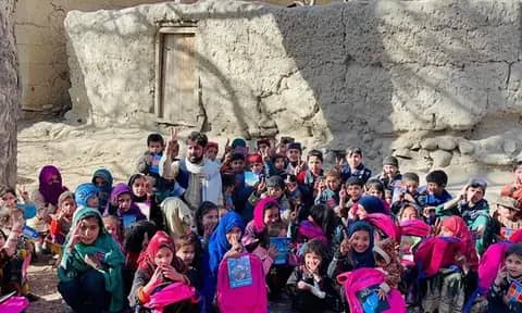 Tak Hanya Kekerasan, Taliban juga Larang Perempuan Afghanistan Sekolah