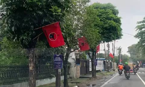 Kampanye Belum Mulai, Bawaslu Medan Tak Bisa Turunkan Baliho Parpol dan Bacaleg