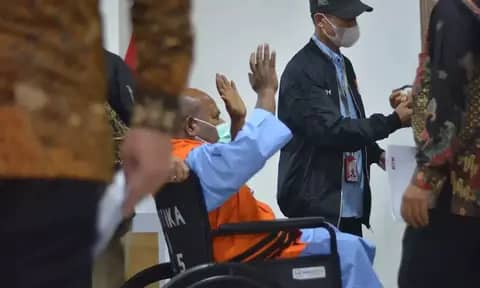 KPK Periksa 4 Orang Saksi Terkait Kasus Lukas Enembe