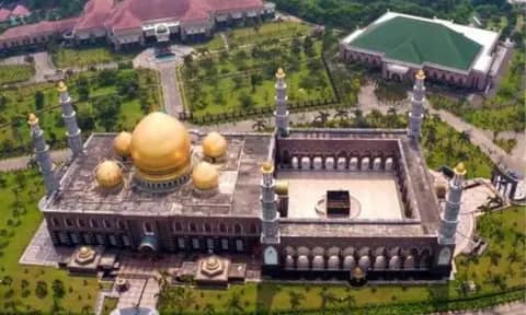 10 Masjid Termegah di Indonesia